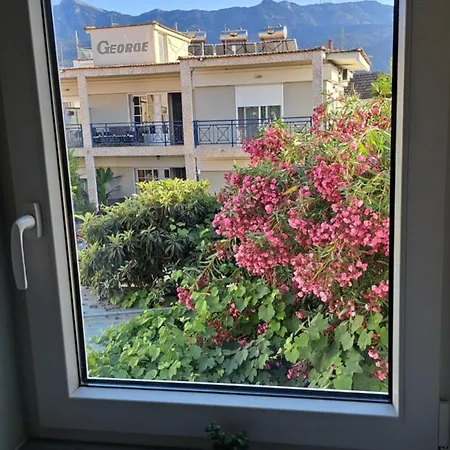 Apartmanhotel George Liménasz