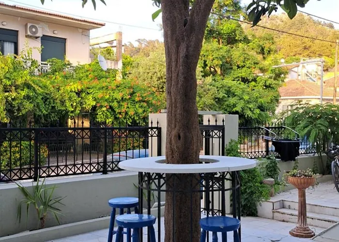 George Apartmanhotel Liménasz